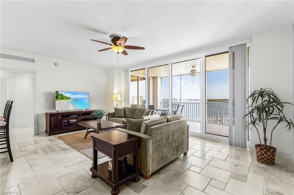 Spacious Great Room