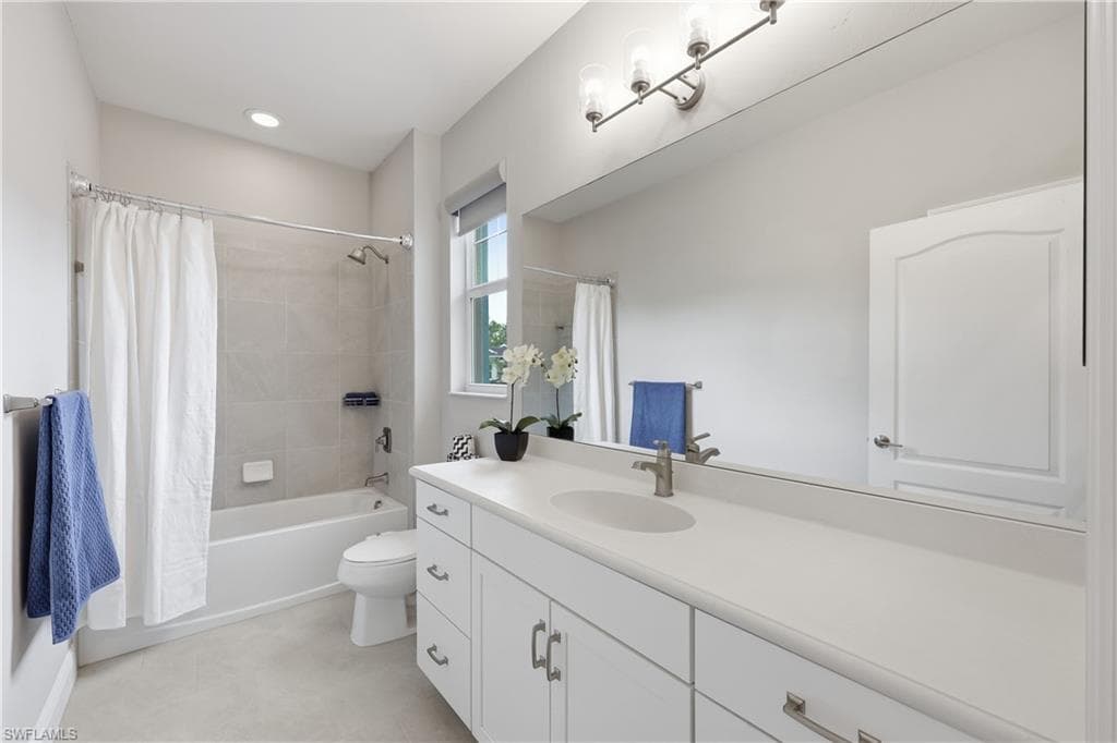 6966 Avalon CIR 908 photo 14 of 49