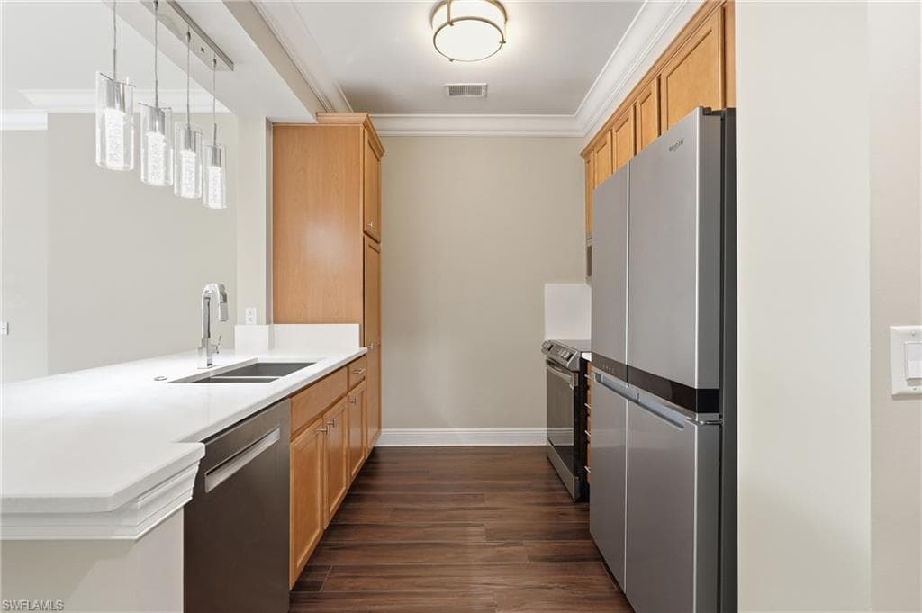 8001 Via Monte Carlo WAY 1105 photo 12 of 48