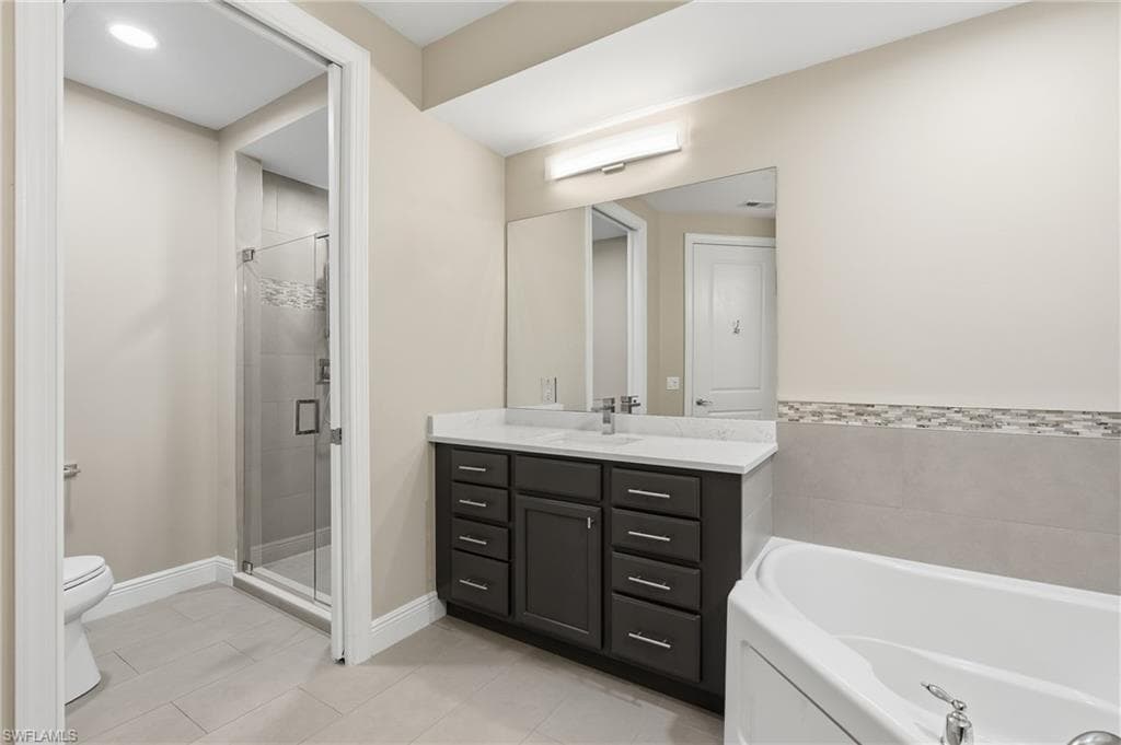 8001 Via Monte Carlo WAY 1105 photo 22 of 48