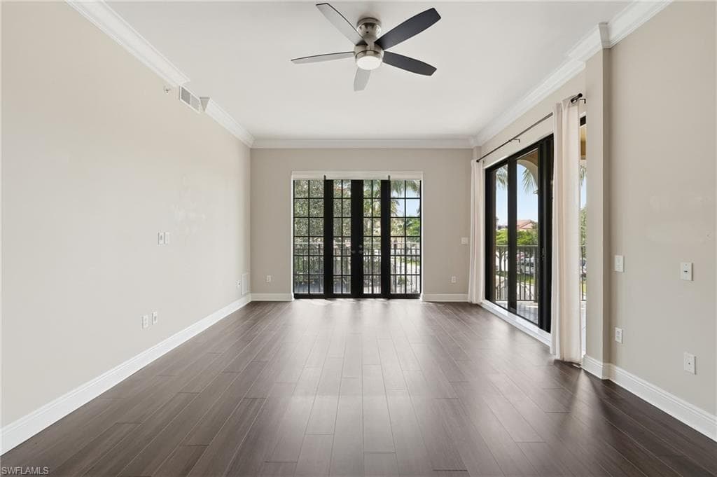 8001 Via Monte Carlo WAY 1105 photo 5 of 48