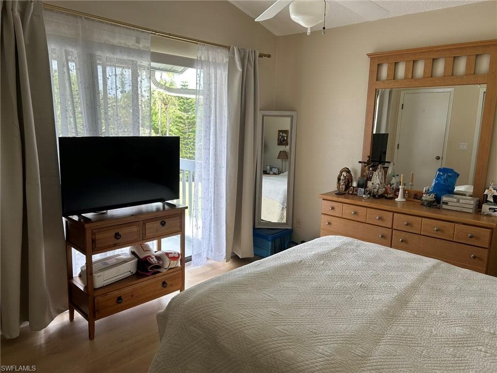 17452 Woodland TRCE A photo 21 of 28