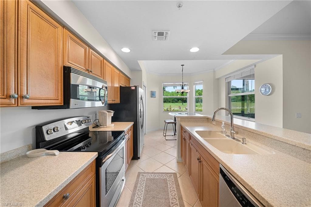 10285 Heritage Bay BLVD 817 photo 14 of 37
