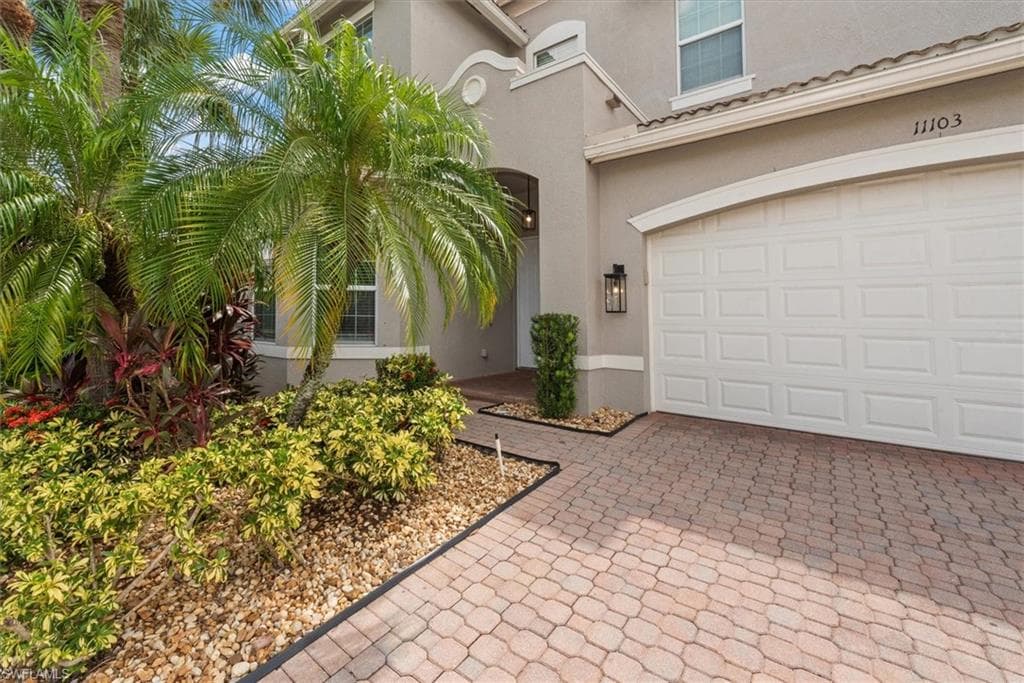 11103 Sparkleberry DR photo 2 of 45