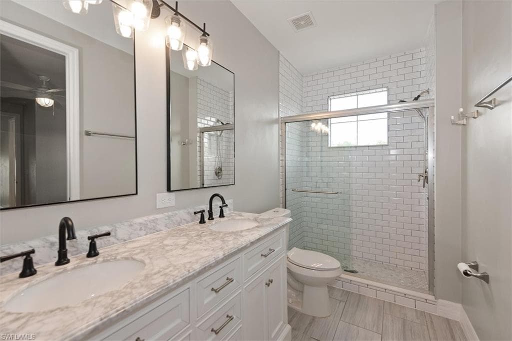 Second Bath (Connected to 2 bedrooms)