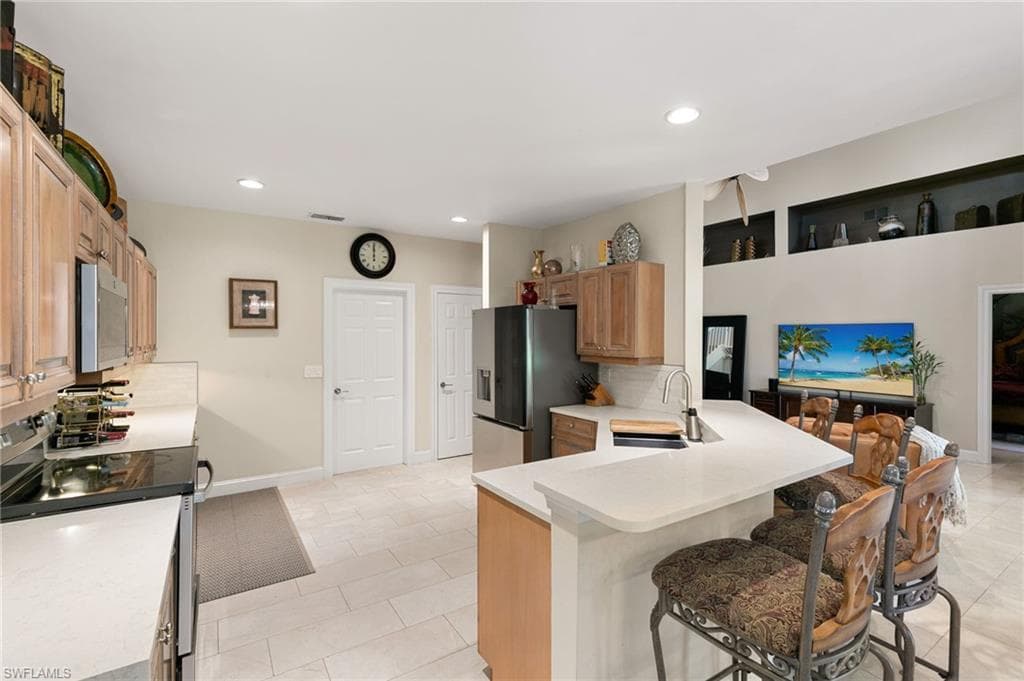 6561 Autumn Woods BLVD photo 9 of 35