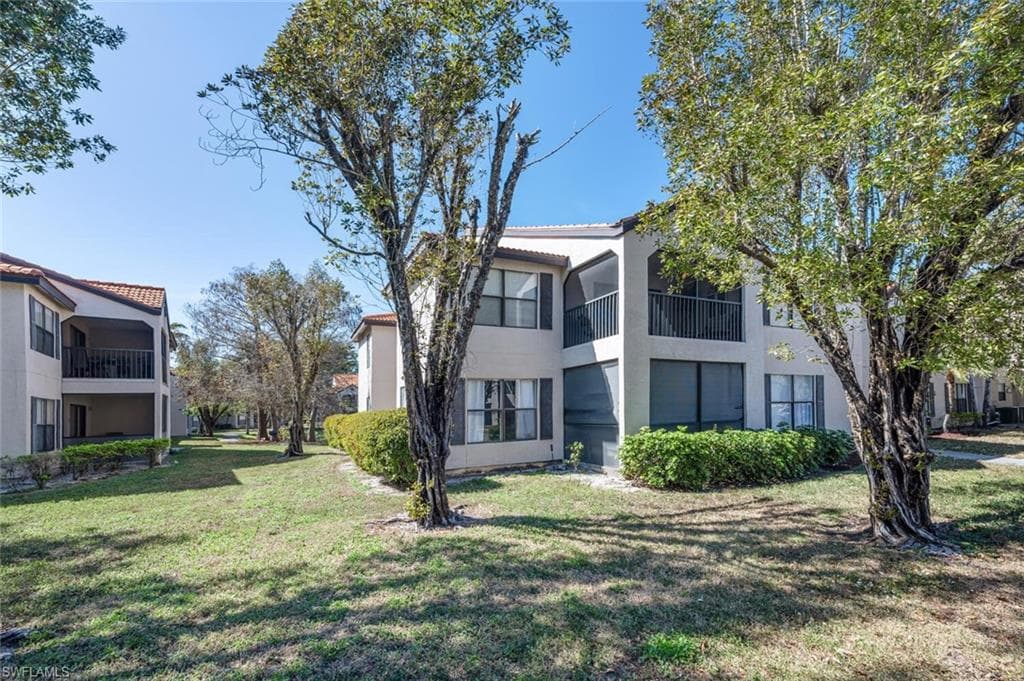 2190 Arbour Walk CIR 2221 photo 19 of 27