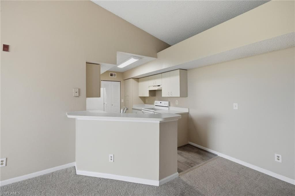 13605 Eagle Ridge DR 1733 photo 23 of 32