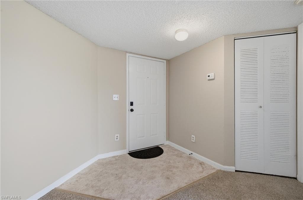 13605 Eagle Ridge DR 1733 photo 19 of 32