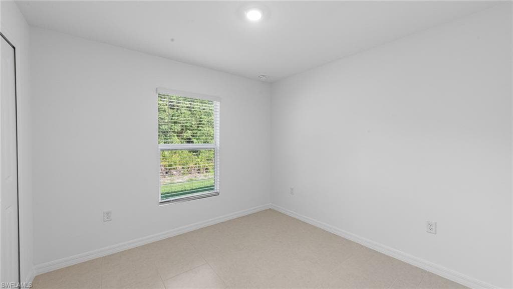 11886 Savanna Lakes BLVD photo 6 of 26