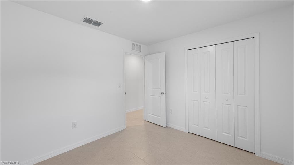 11886 Savanna Lakes BLVD photo 7 of 26