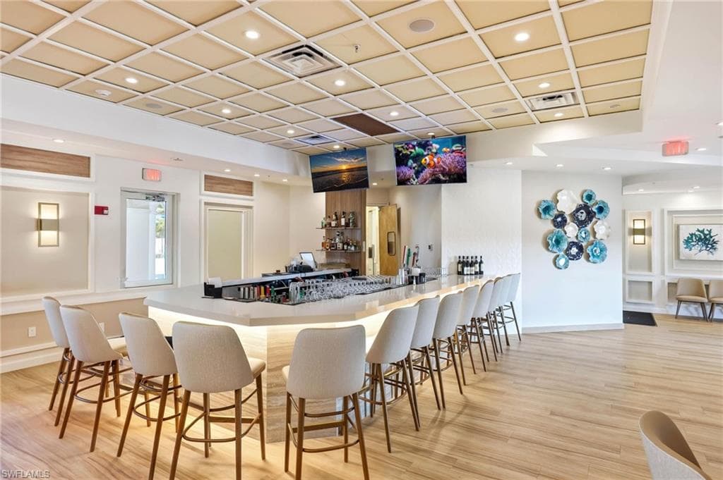 New Bar & Restaurant in the Community