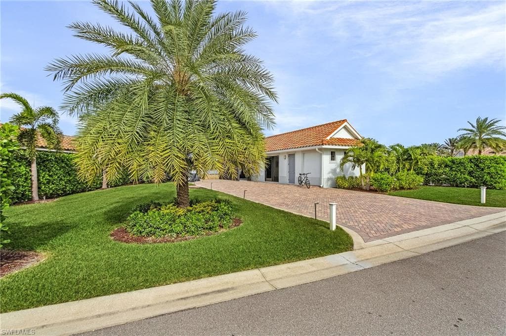13447 Golden Palms CIR photo 16 of 38
