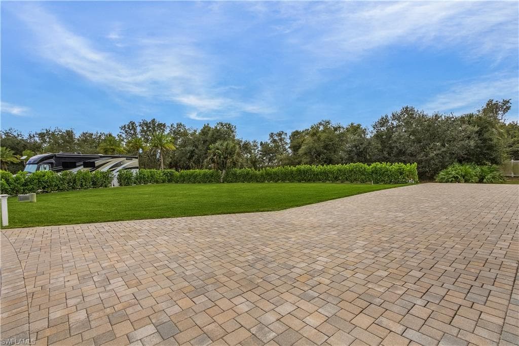 13424 Golden Palms CIR photo 7 of 25