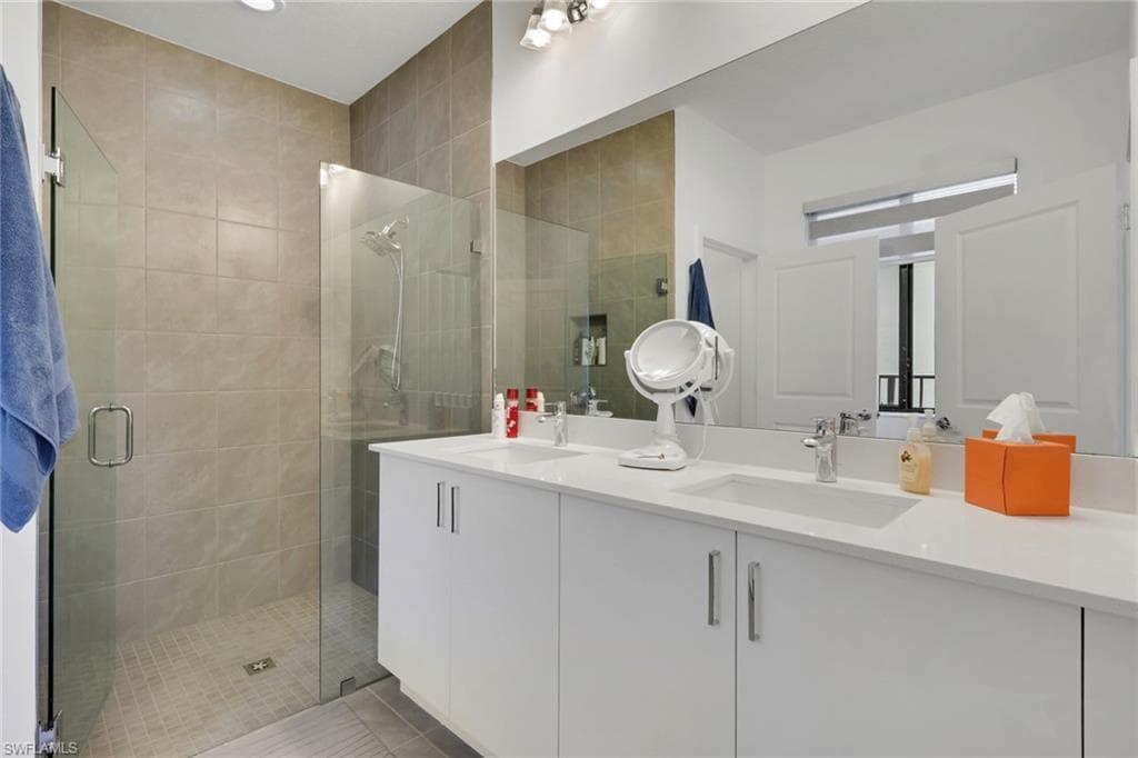 5116 Isidora LN photo 18 of 25