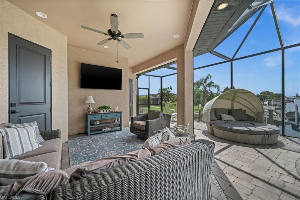 4286 Harbor BLVD photo 23 of 50