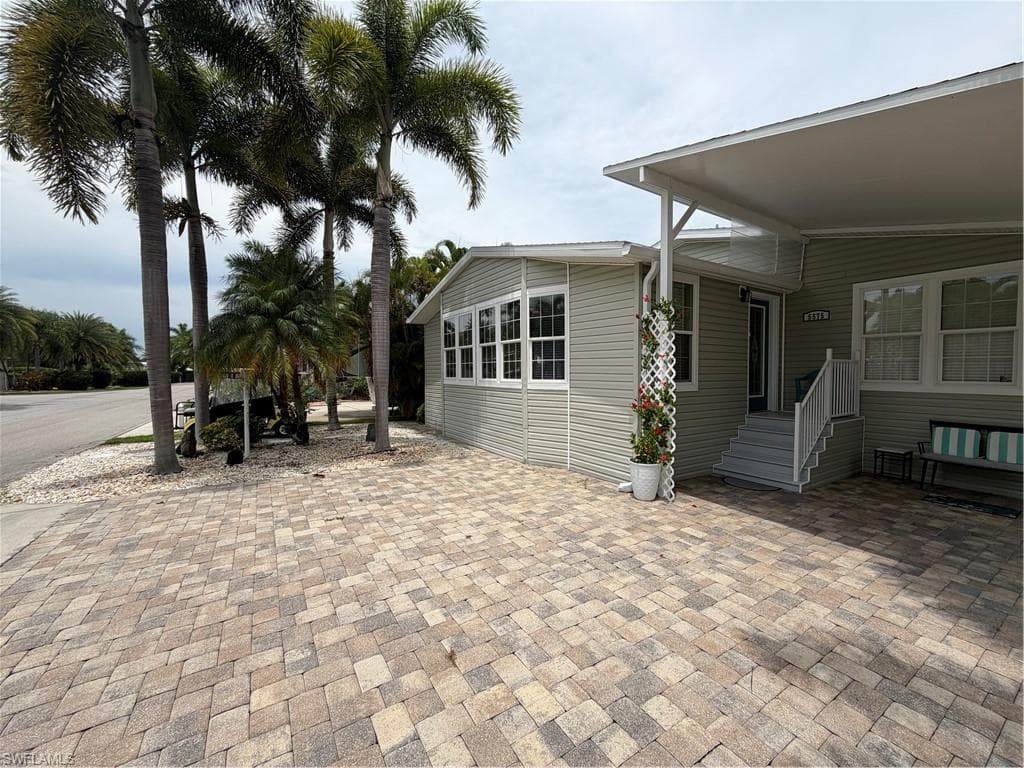 Pavered Drive way