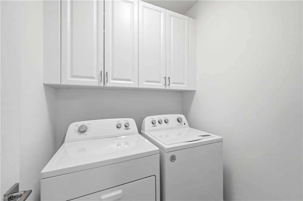 5865 Shell Cove DR 106 photo 27 of 30