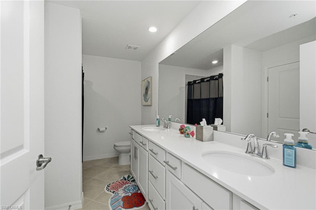 15275 Green Acres AVE 321 photo 22 of 50
