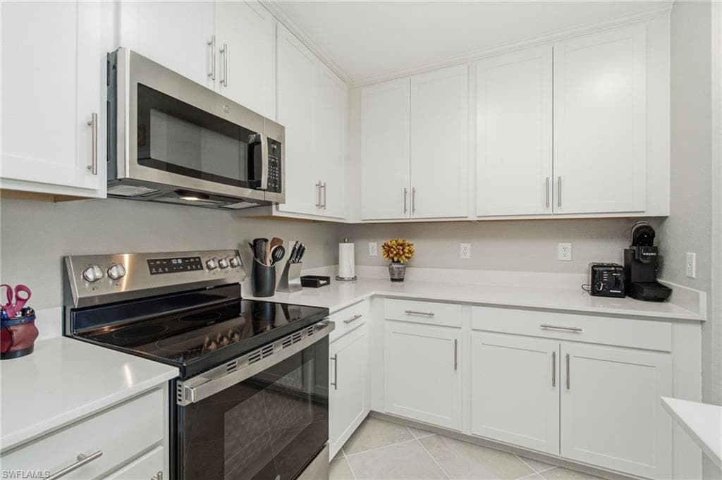 15275 Green Acres AVE 321 photo 10 of 50