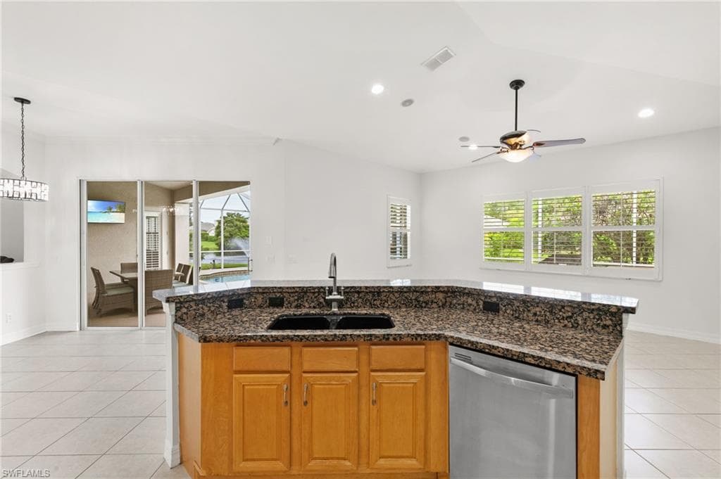 3917 Fabienne CT photo 14 of 47