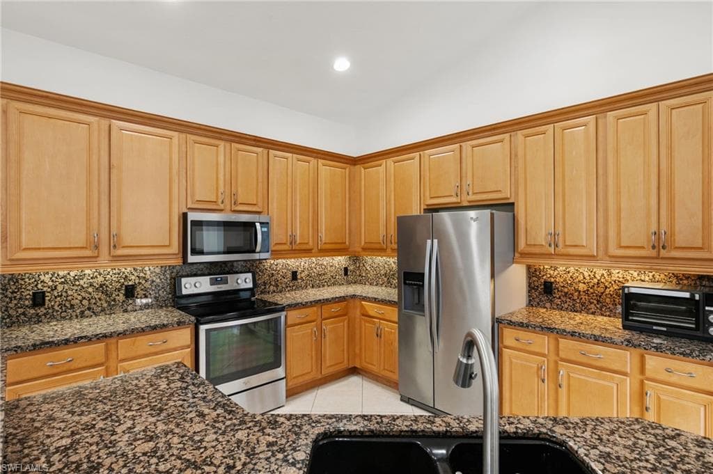 3917 Fabienne CT photo 11 of 47