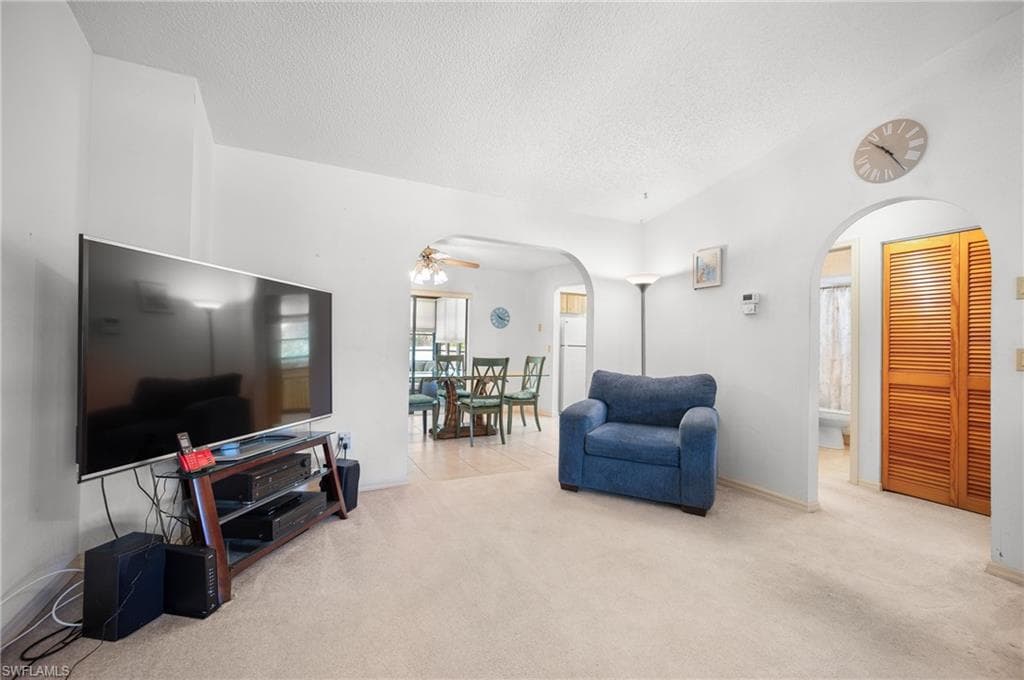 221 High Point DR Unit A photo 7 of 31
