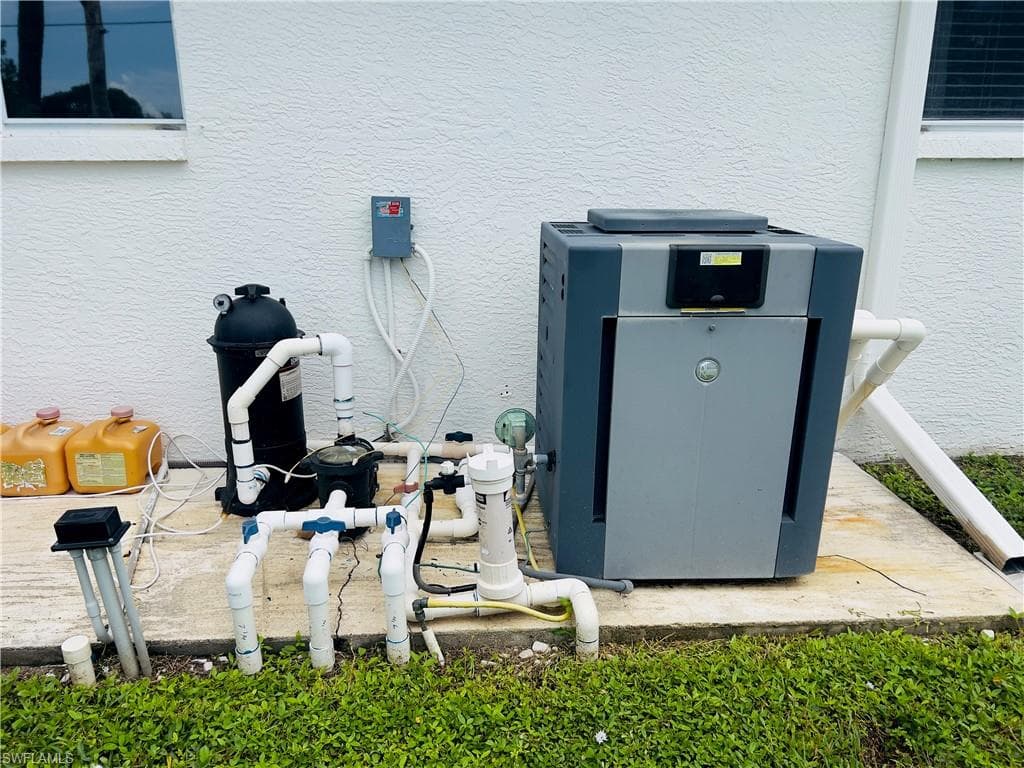 Pool Equipment with Gas Pool Heater