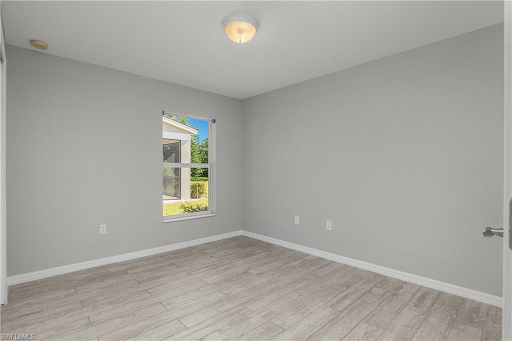 2022 Fairmont LN photo 14 of 24