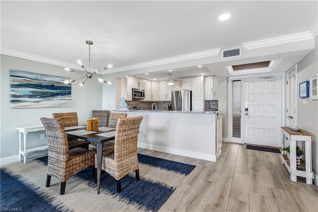 6662 Estero BLVD 308 photo 5 of 39