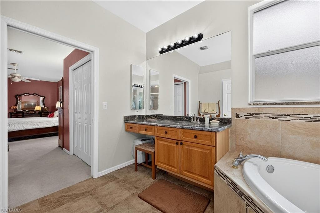 11237 Lakeland CIR photo 17 of 33