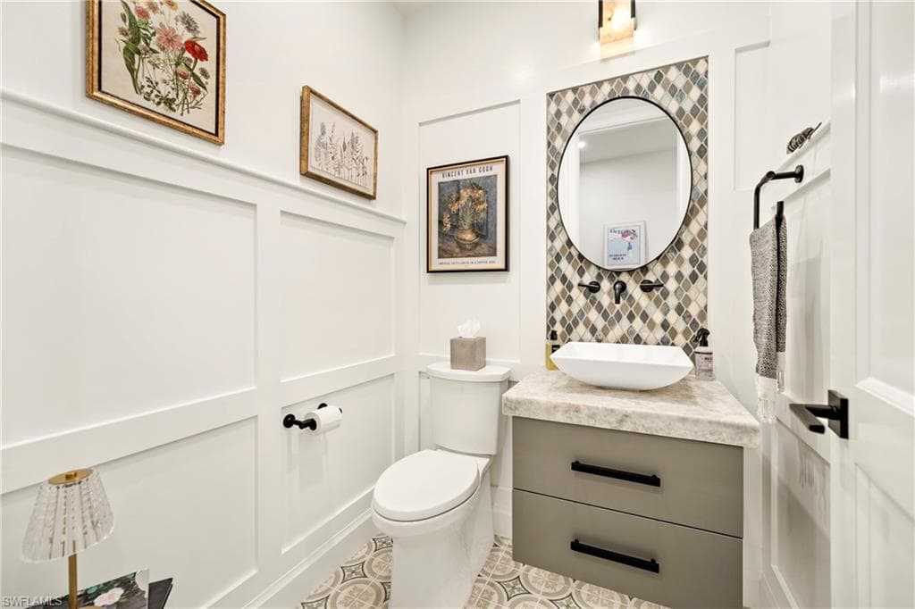 1125 Central AVE 560 photo 21 of 44