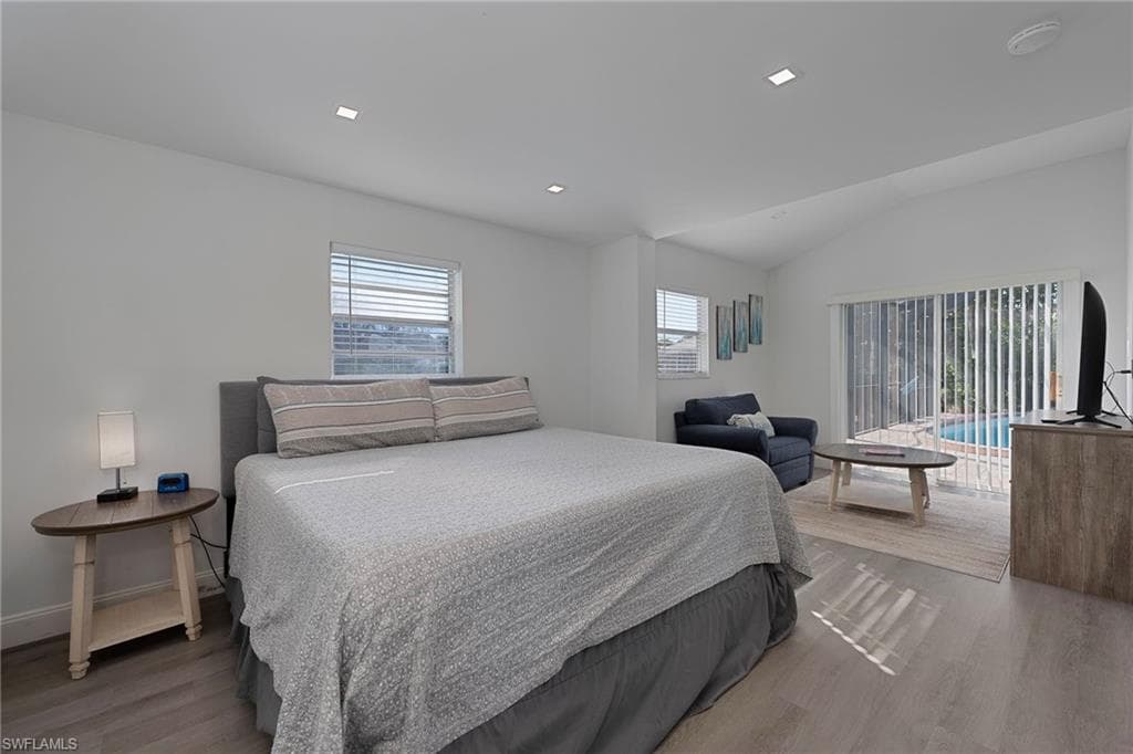 27218 Barefoot LN photo 9 of 20