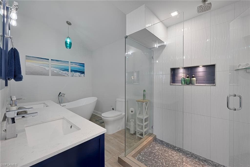 27218 Barefoot LN photo 11 of 20