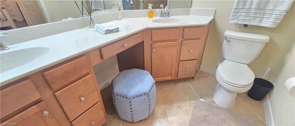 13671 Julias WAY photo 5 of 22