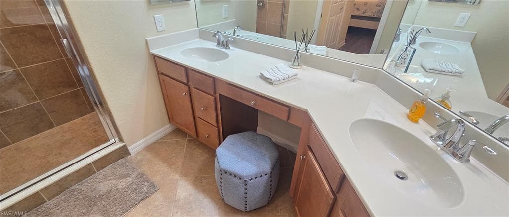 13671 Julias WAY photo 4 of 22