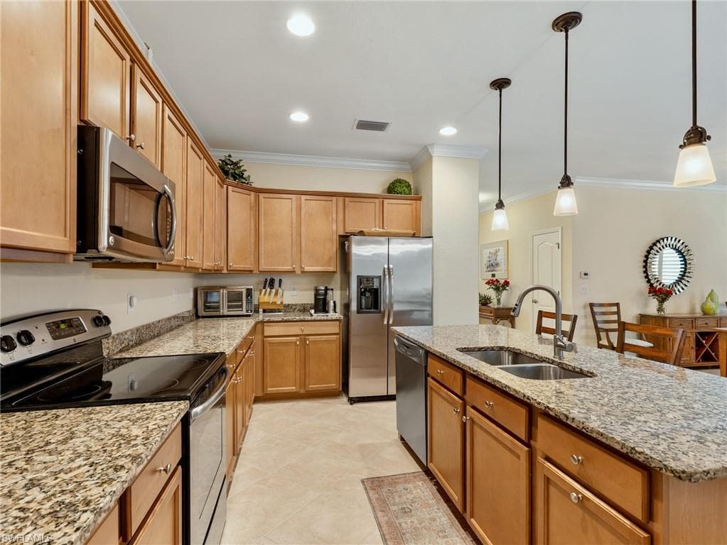 13097 Cardeto CT photo 12 of 50
