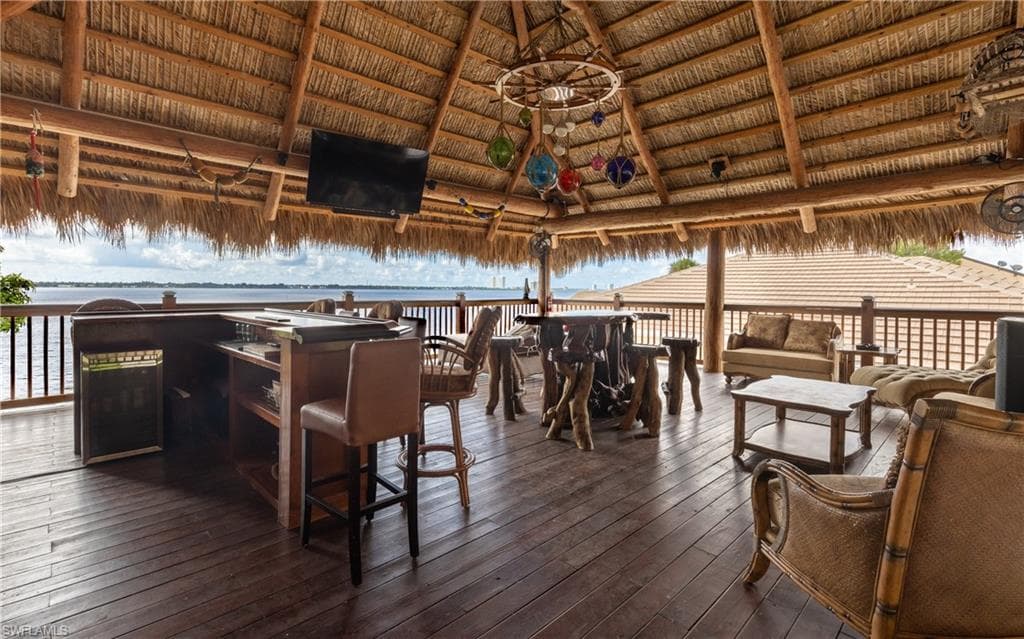 2nd Floor Tiki