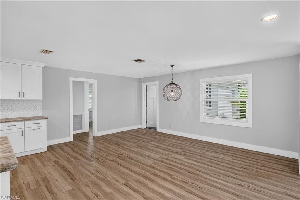 4957 Sorrento CT photo 7 of 47