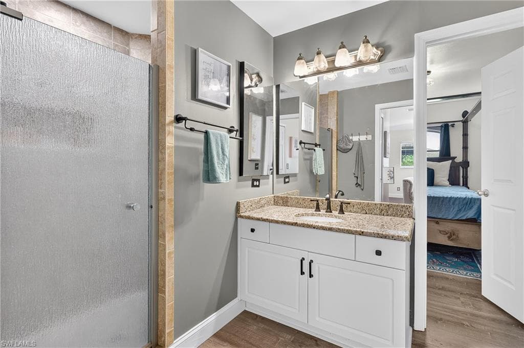 775 Arundel CIR photo 24 of 44