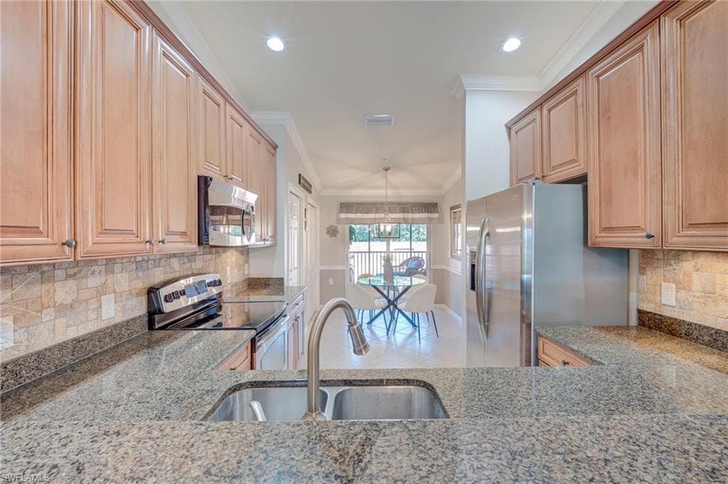 10290 Heritage Bay BLVD 3222 photo 9 of 25