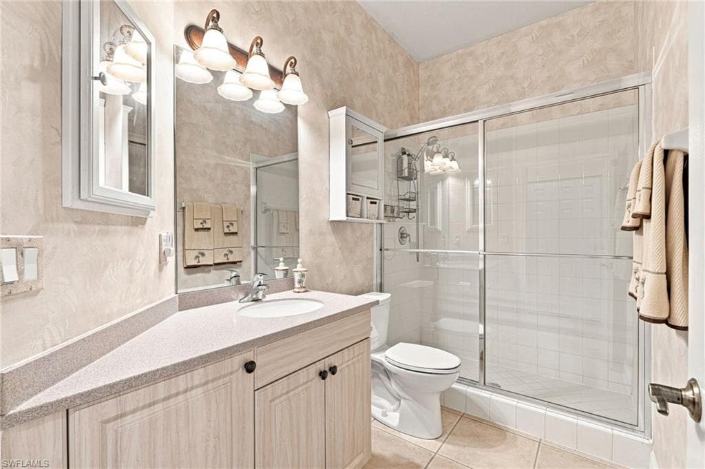 13921 Bently CIR photo 27 of 50