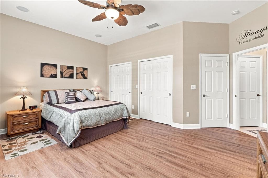 13921 Bently CIR photo 21 of 50