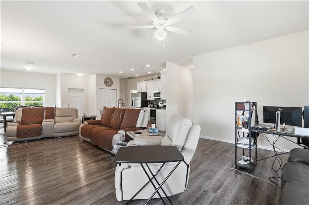 3017 Iris CIR photo 13 of 45
