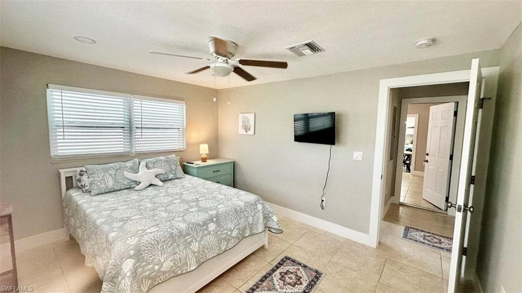 228 Fairweather LN photo 9 of 32
