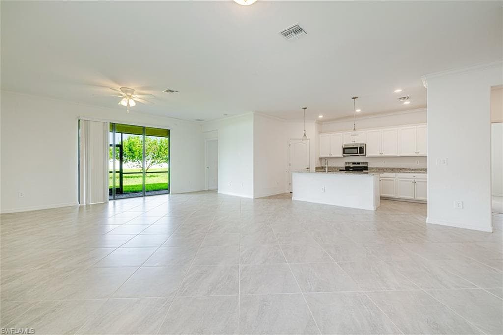 14454 Cantabria DR photo 5 of 35
