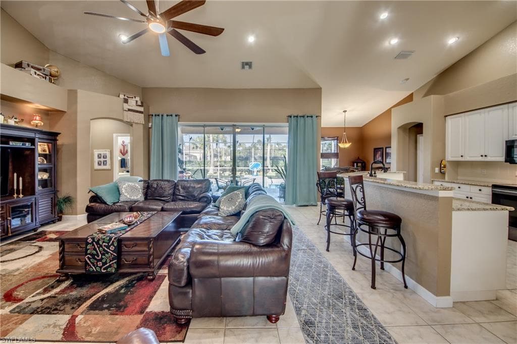 14008 Shimmering Lake CT photo 4 of 35