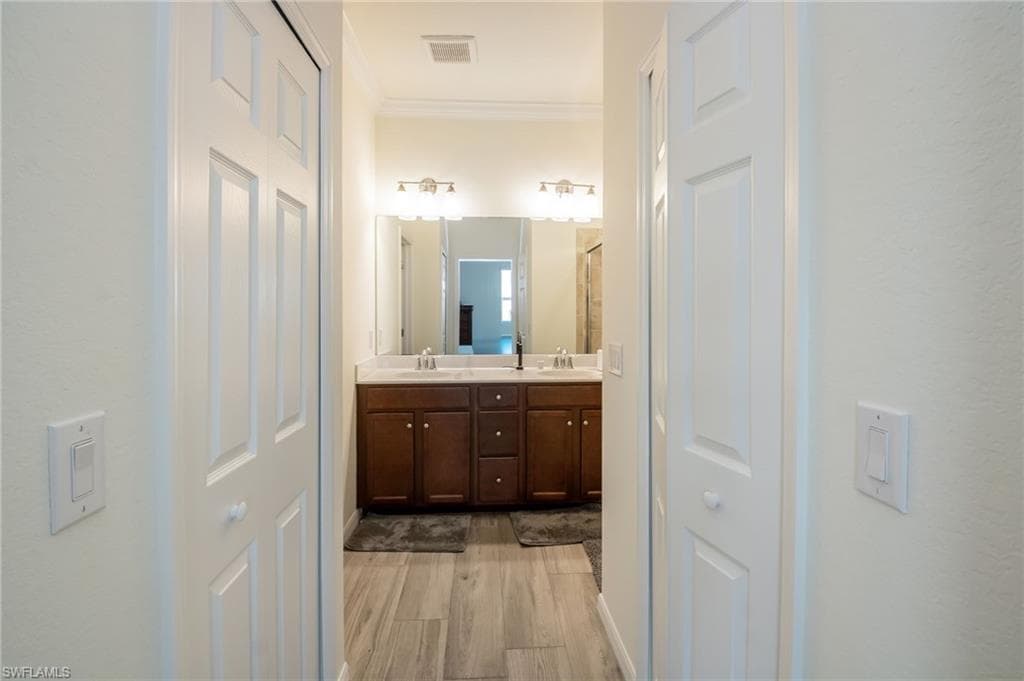 2744 Blossom WAY photo 16 of 28