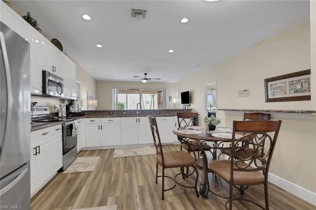 13060 Silver Sands DR photo 9 of 26