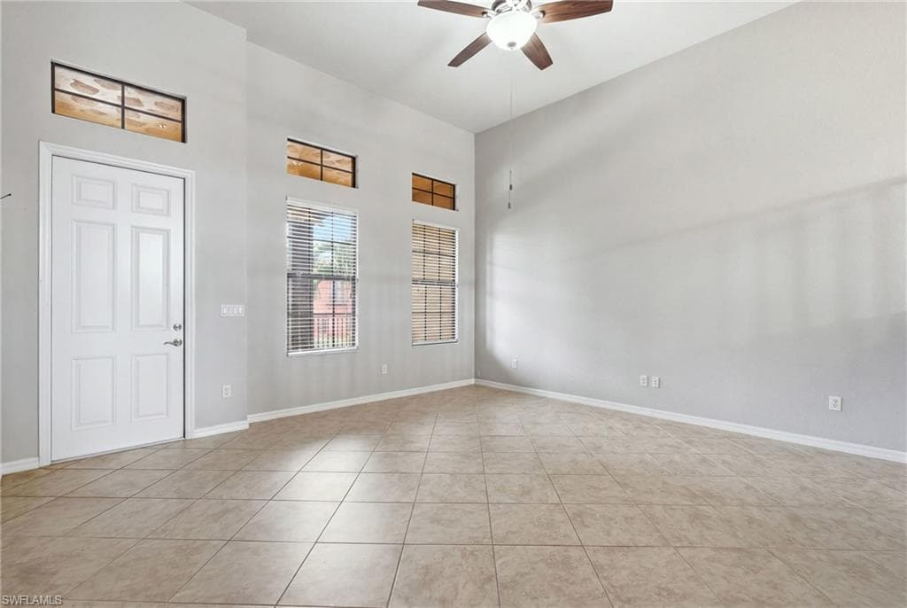 8663 Olinda WAY 7507 photo 8 of 42